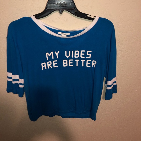 “My Vibes Are Better” top🌀 - Picture 2 of 2